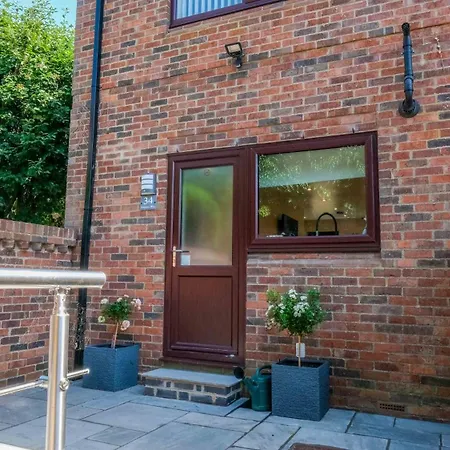 Centre Town House With Free Parking 34fazk Dom wakacyjny
